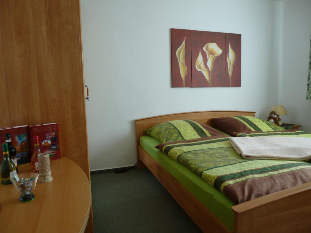 Pension Am Peeneufer Ug Wolgast Szoba fotó
